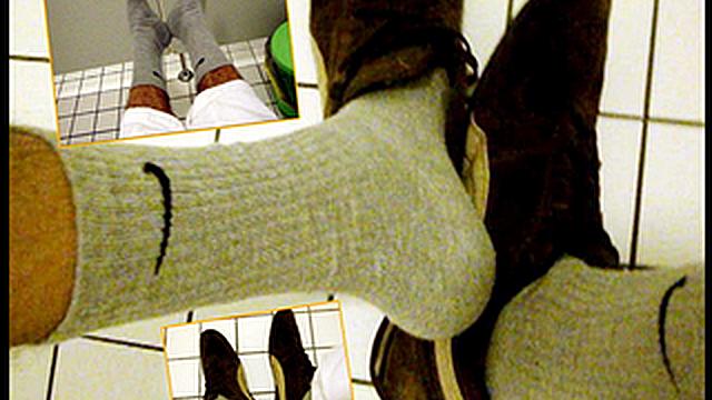 Meine grauen Socken für Sockenfetischsten