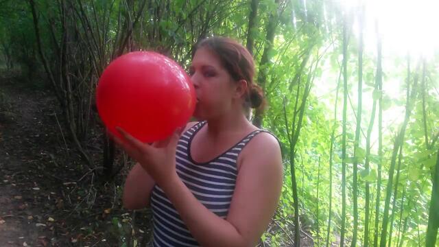 Looner Fetisch - Ballon aufblasen