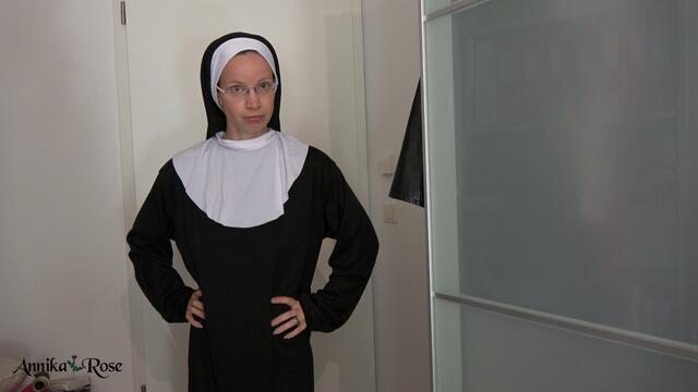Die Nonne die dich züchtigt
