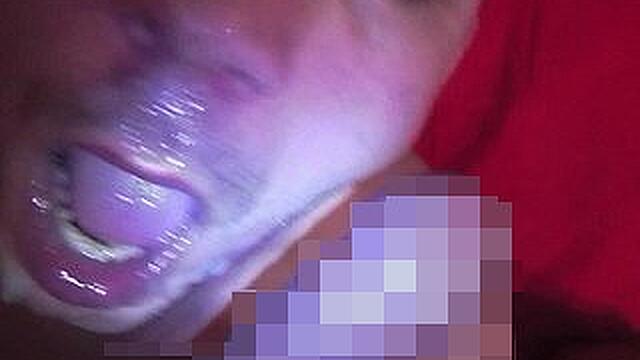 User auf der Hantelbank gefickt mit facial und schlucken