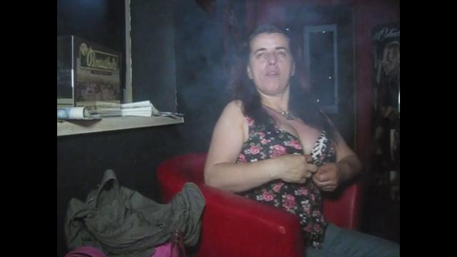 Rauchen im Pornokino !!!!