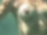 Unterwasser schwebe Titten - Bild 16 von 20