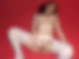 Nur weiße Nylon Sexstrumpfhose sonst nackt - Bild 13 von 15
