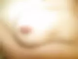 Freche Blondine im Badezimmer - Bild 16 von 16