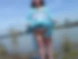 Lady im blauen Strandkleid 1 - Bild 2 von 15
